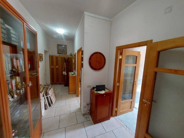 Appartamento in vendita a Napoli NA