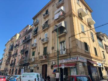 Appartamento in vendita a Napoli NA