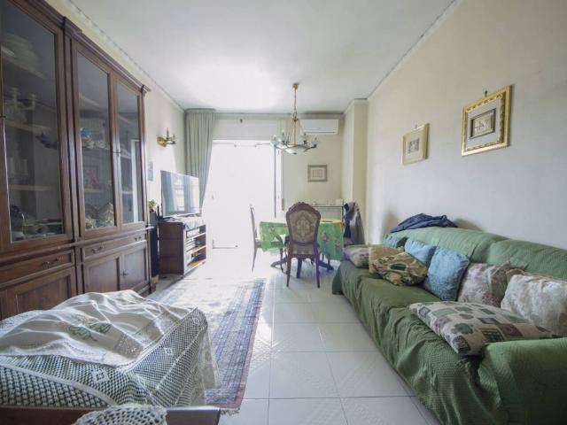 Appartamento in vendita a Napoli NA