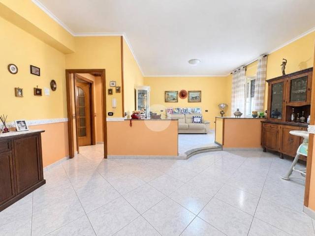 Appartamento in vendita a Napoli NA