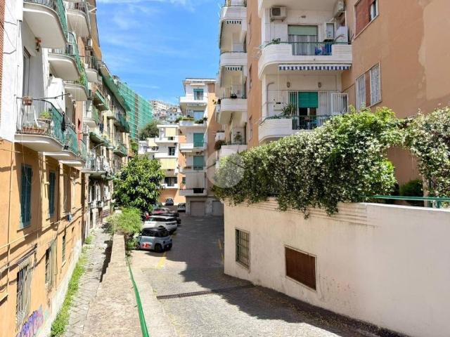 Appartamento in vendita a Napoli NA