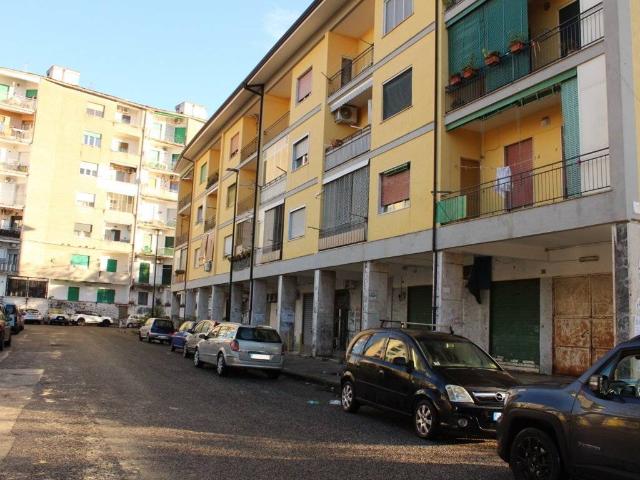 Appartamento in vendita a Napoli NA