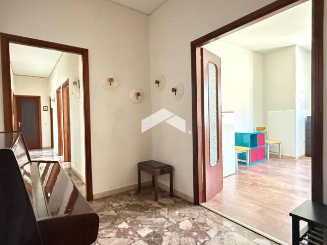 Appartamento in vendita a Napoli NA