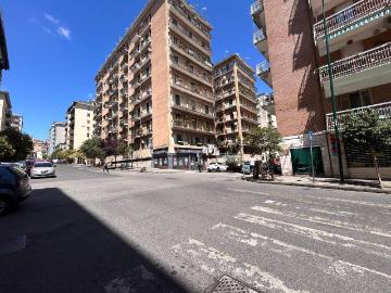 Appartamento in vendita a Napoli NA