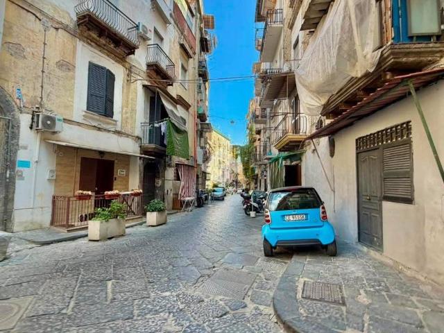 Appartamento in vendita a Napoli NA