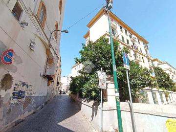 Appartamento in vendita a Napoli NA