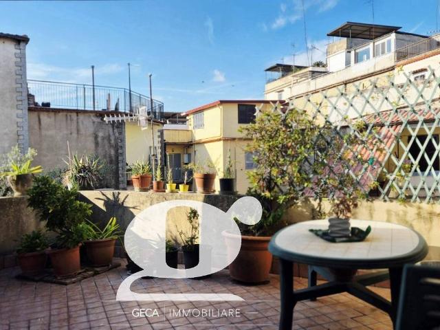 Appartamento in vendita a Napoli NA