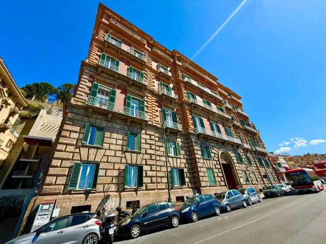 Appartamento in vendita a Napoli NA