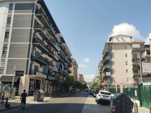 Appartamento in vendita a Napoli NA