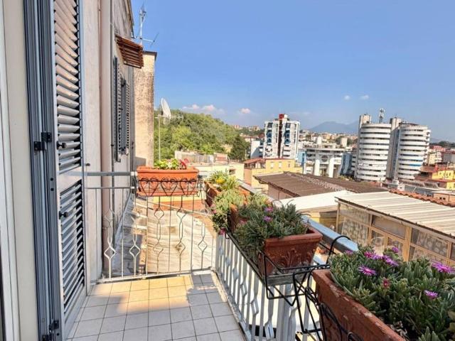 Appartamento in vendita a Napoli NA