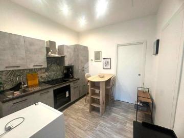 Appartamento in vendita a Napoli NA