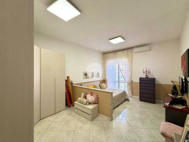 Appartamento in vendita a Napoli NA