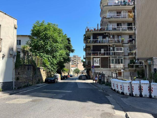 Appartamento in vendita a Napoli NA