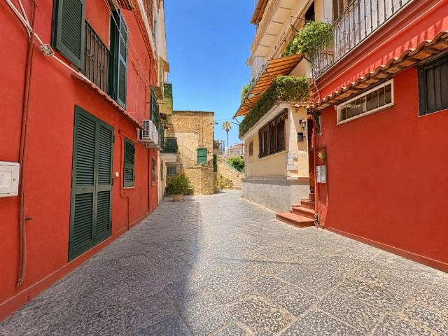 Appartamento in vendita a Napoli NA