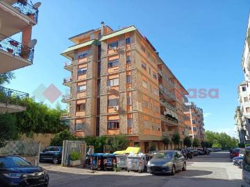 Appartamento in vendita a Napoli NA