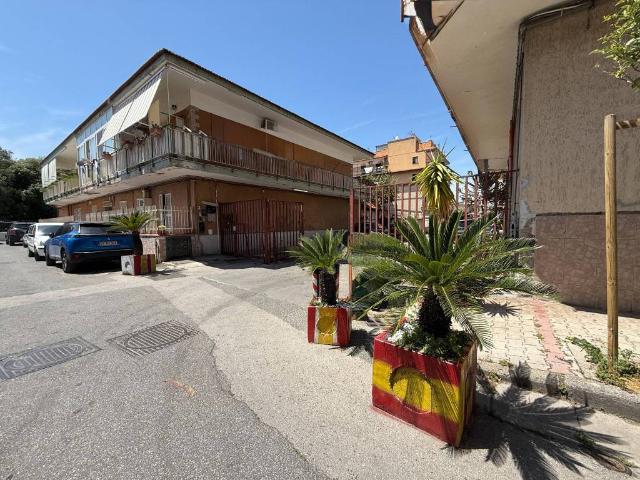 Appartamento in vendita a Napoli NA