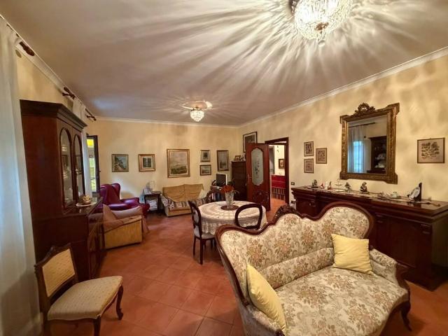 Appartamento in vendita a Napoli NA