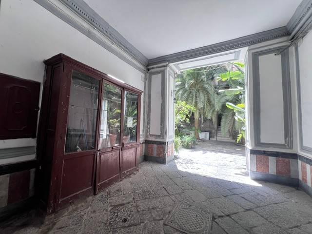 Appartamento in vendita a Napoli NA