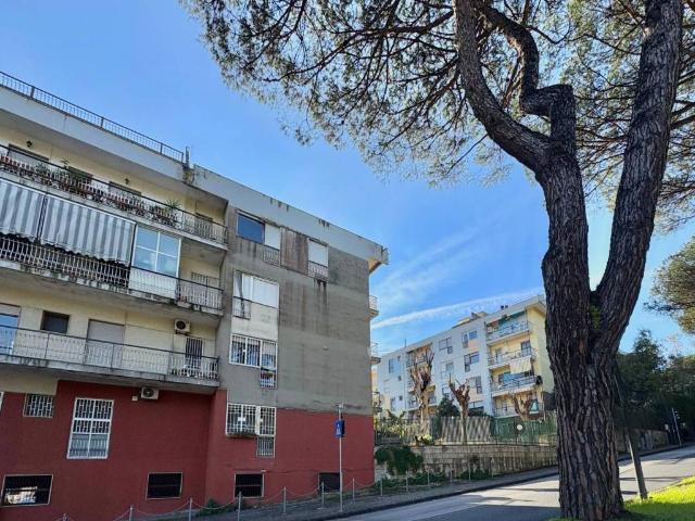 Appartamento in vendita a Napoli NA