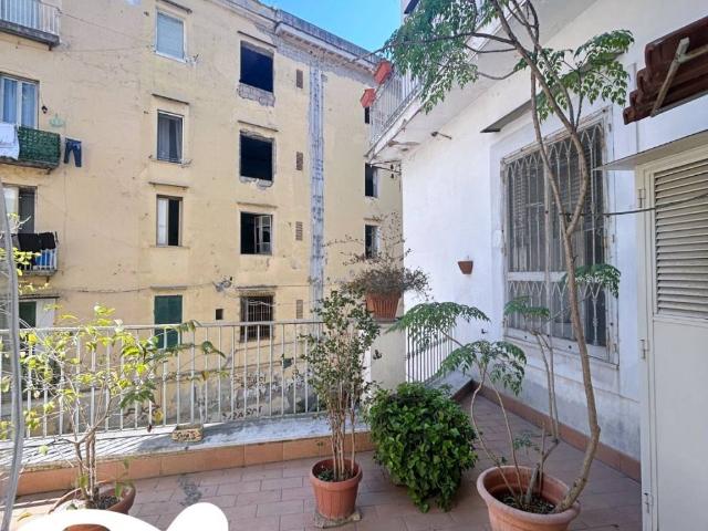 Appartamento in vendita a Napoli NA