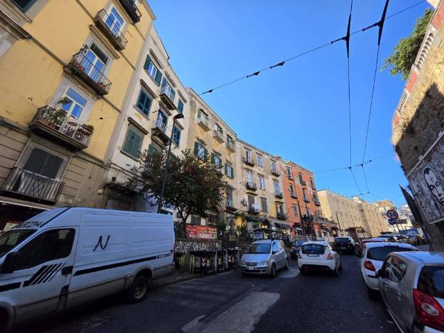Appartamento in vendita a Napoli NA
