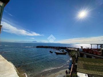 Appartamento in vendita a Napoli NA