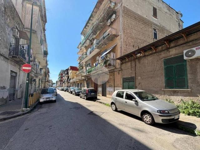 Appartamento in vendita a Napoli NA
