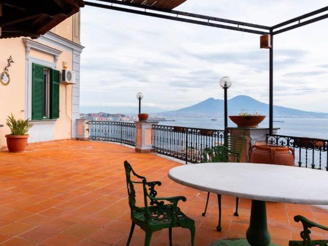 Appartamento in vendita a Napoli NA