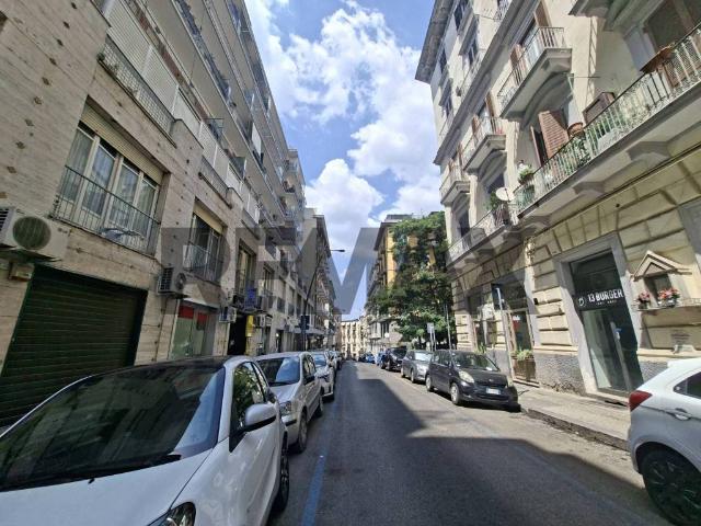 Appartamento in vendita a Napoli NA
