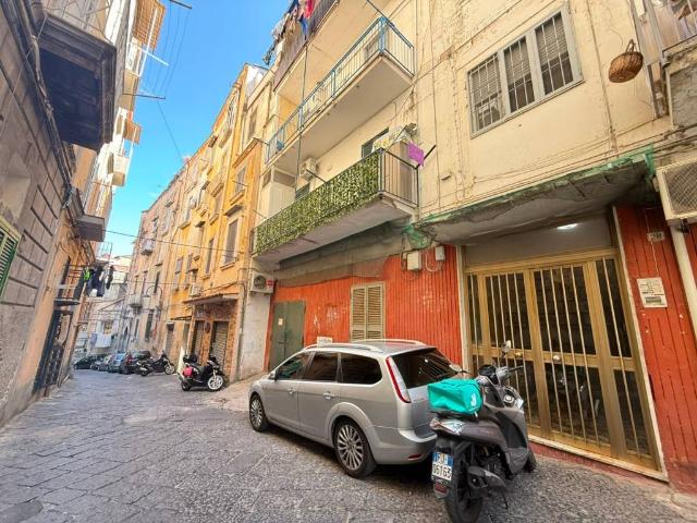 Appartamento in vendita a Napoli NA