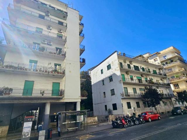 Appartamento in vendita a Napoli NA
