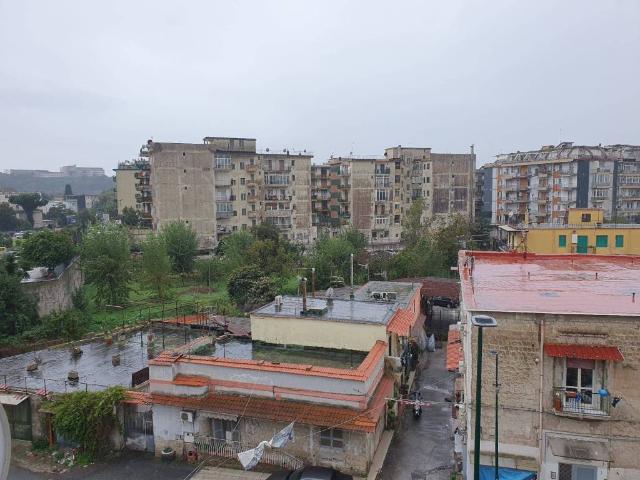 Appartamento in vendita a Napoli NA