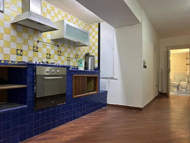 Appartamento in vendita a Napoli NA