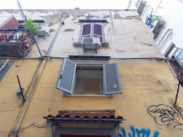 Appartamento in vendita a Napoli NA