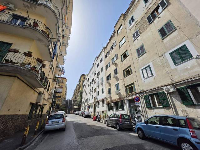 Appartamento in vendita a Napoli NA