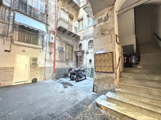 Appartamento in vendita a Napoli NA