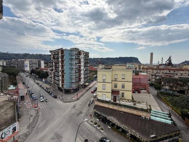 Appartamento in vendita a Napoli NA