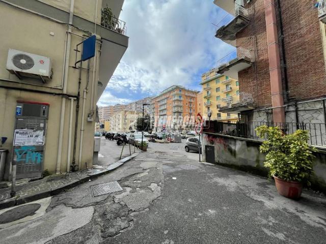Appartamento in vendita a Napoli NA