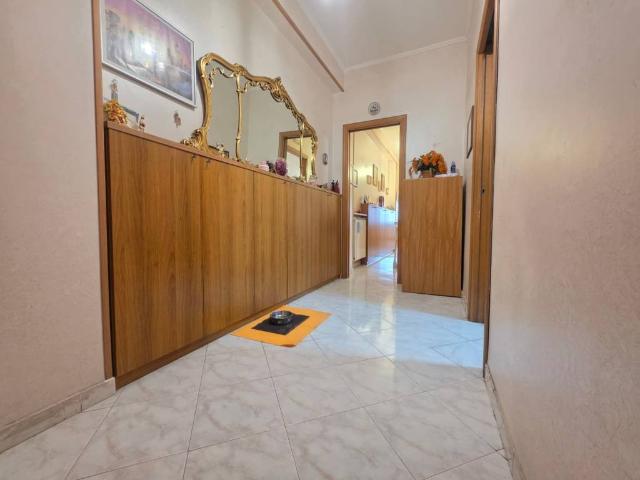 Appartamento in vendita a Napoli NA