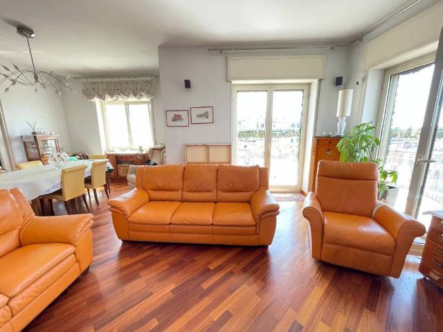 Appartamento in vendita a Napoli NA