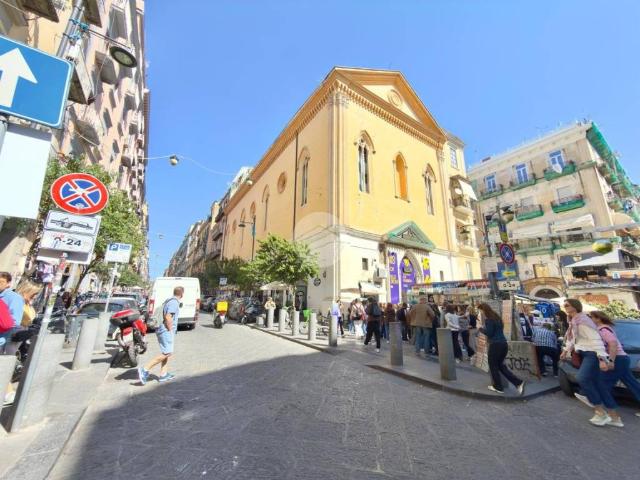 Appartamento in vendita a Napoli NA