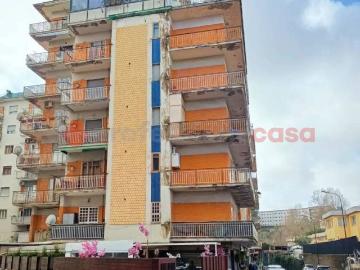 Appartamento in vendita a Napoli NA