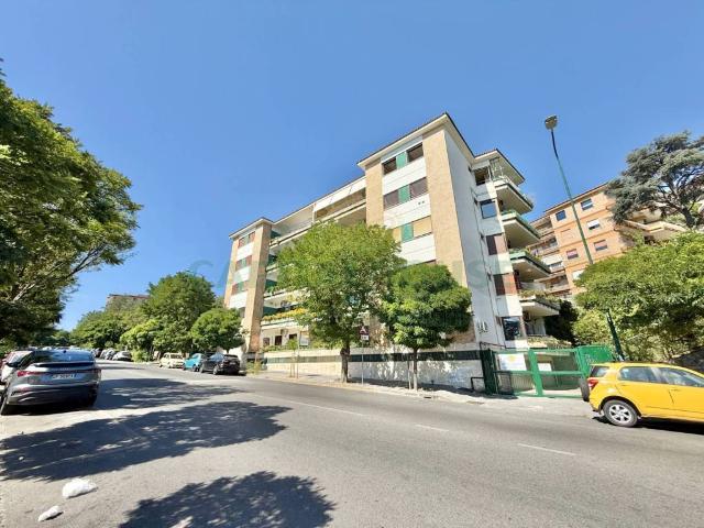 Appartamento in vendita a Napoli NA