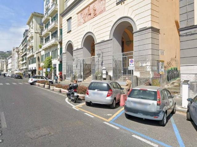 Appartamento in vendita a Napoli NA