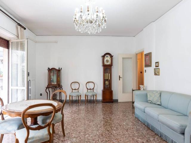 Appartamento in vendita a Napoli NA