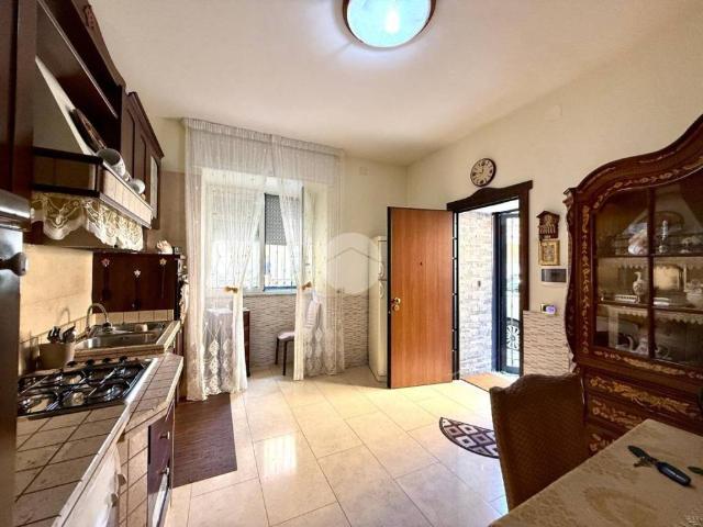 Appartamento in vendita a Napoli NA