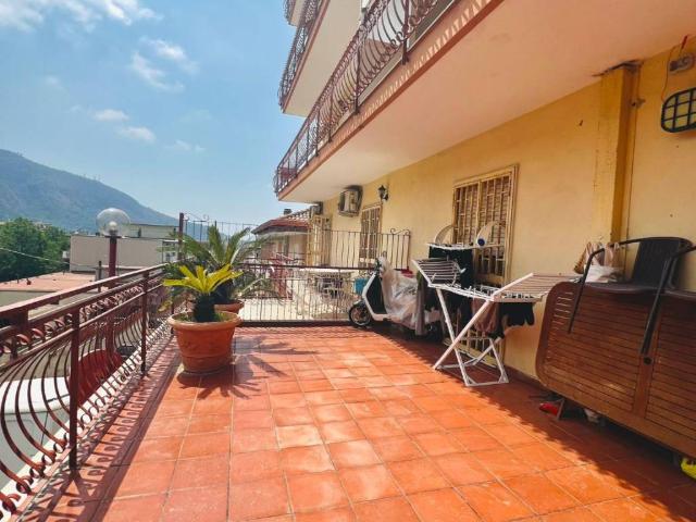 Appartamento in vendita a Napoli NA