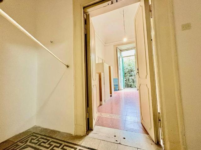 Appartamento in vendita a Napoli NA