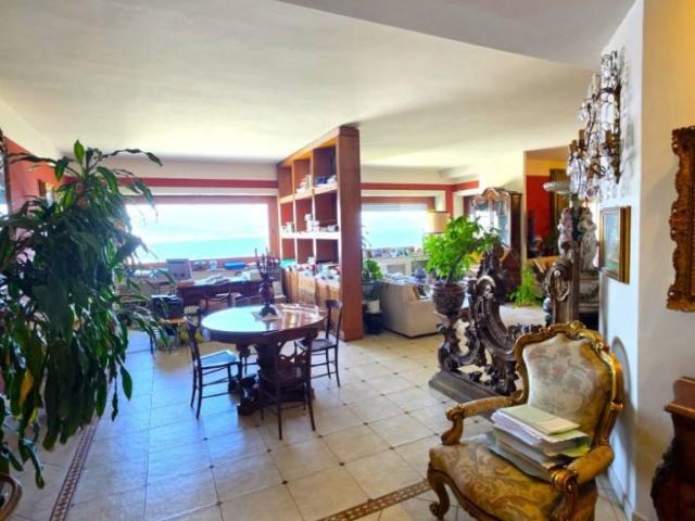 Appartamento in vendita a Napoli, Posillipo