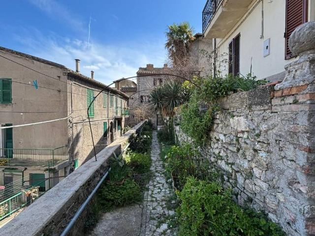 Appartamento in vendita a Narni TR